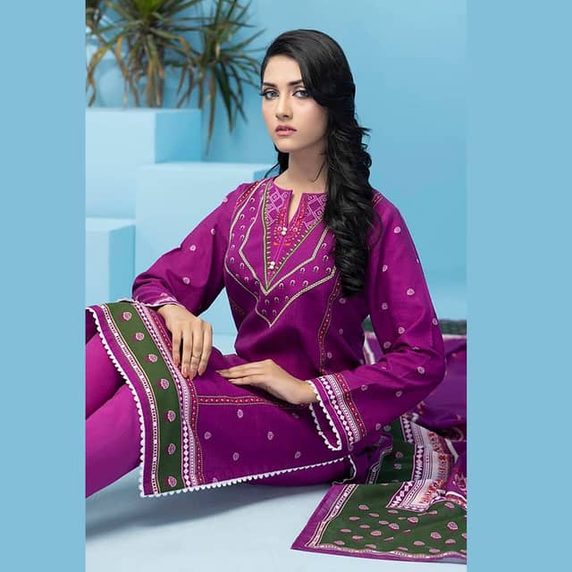 Ideas Khaddar Unstitched Printed Suit K-22091B 3Pcs