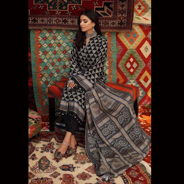Ideas Unstitched Printed Linen Suit LT-12019A 3PC