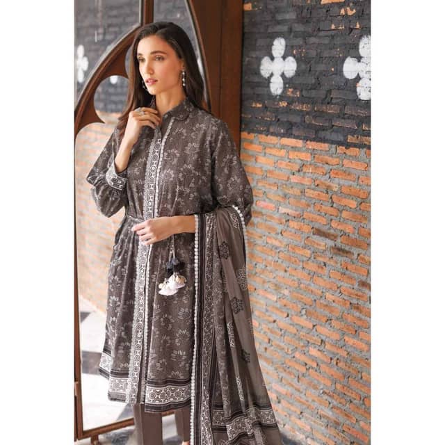 Lawn Unstitched Printed Suit B-32015 3PC