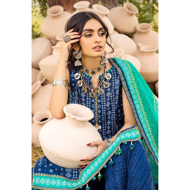 Chunri Lawn Unstitched Gold Printed Suit CL-32103A 3PC