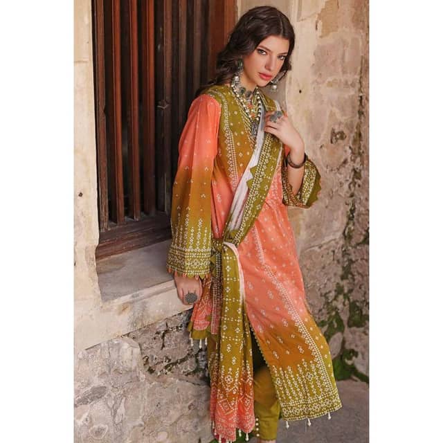 Chunri Lawn Unstitched Suit CL-22068B 3PC