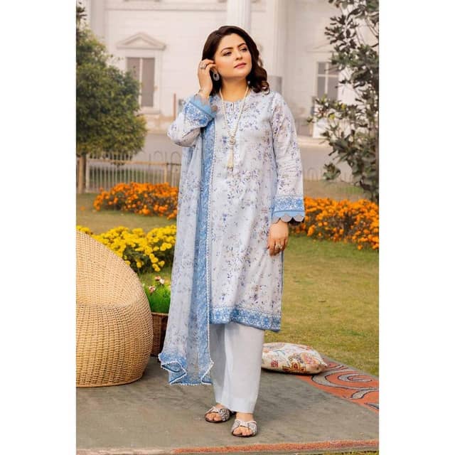 Ideas Printed Lawn Unstitched Suit with Chiffon Dupatta BM-42015 3PC