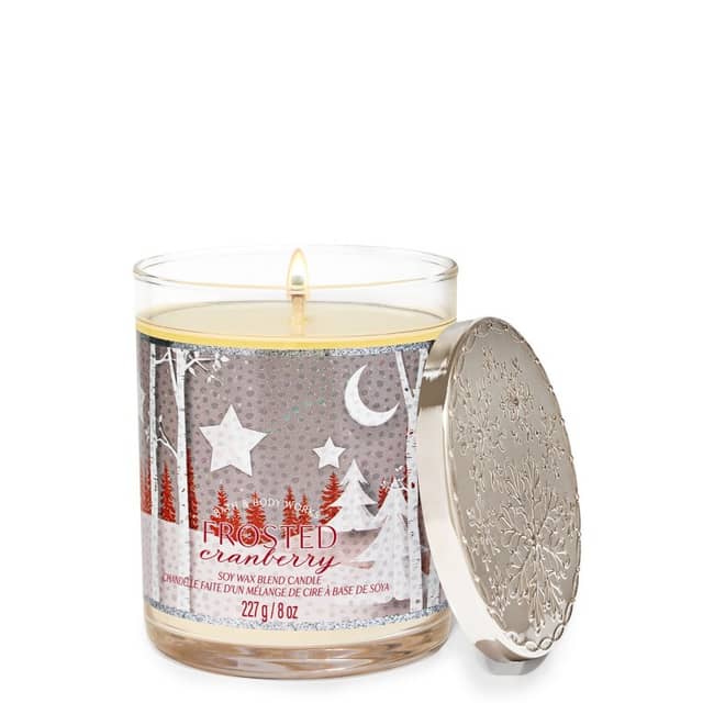 Bath And Body Works Candle Frosted Cranberry 227g