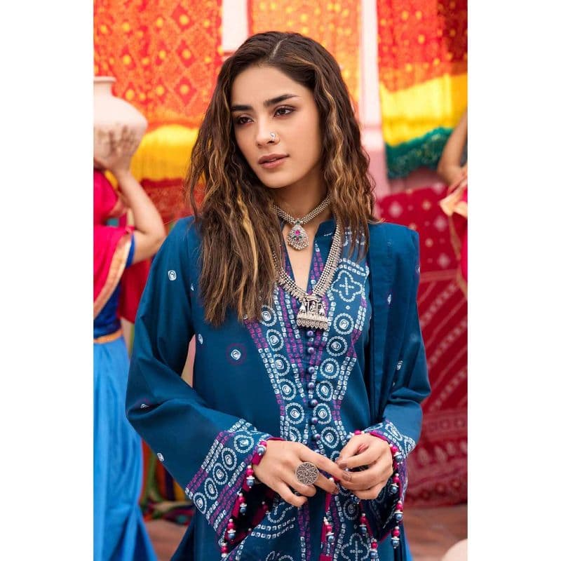 Chunri Lawn Unstitched Lacquer Ptinted Suit CL-32101B 3PC